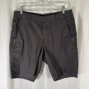 Under Armour Shorts Men's 34 Grey Pockets Chino Two Tone Herringbone Flat Front